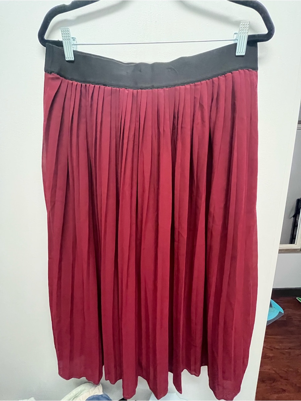 Pleated Maroon Midi Skirt